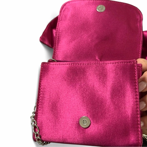 White House Black Market-Hot Pink Satin Bow Chain Wristlet-Barbie Core-Y2K-Glam - Picture 5 of 9